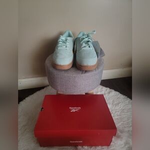 NWT Women's  Reebok Club C Double Revenge Sneakers